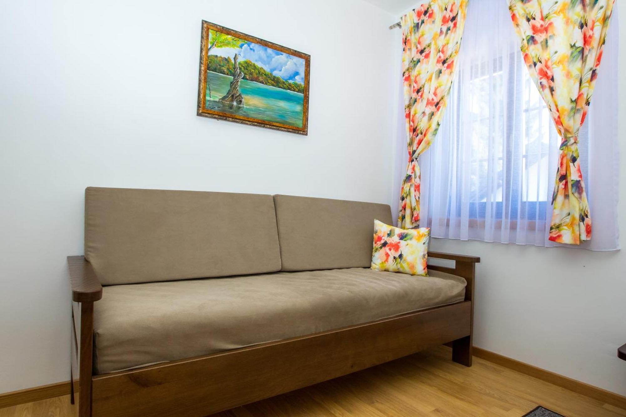 B&B Lady Of The Lake Jezerce Room photo
